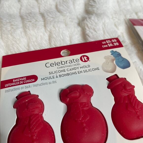 CELEBRATION Cookie Cutters Baking Molds Kitchen Cute Stocking‎ Reindeer Snowman - Picture 2 of 5